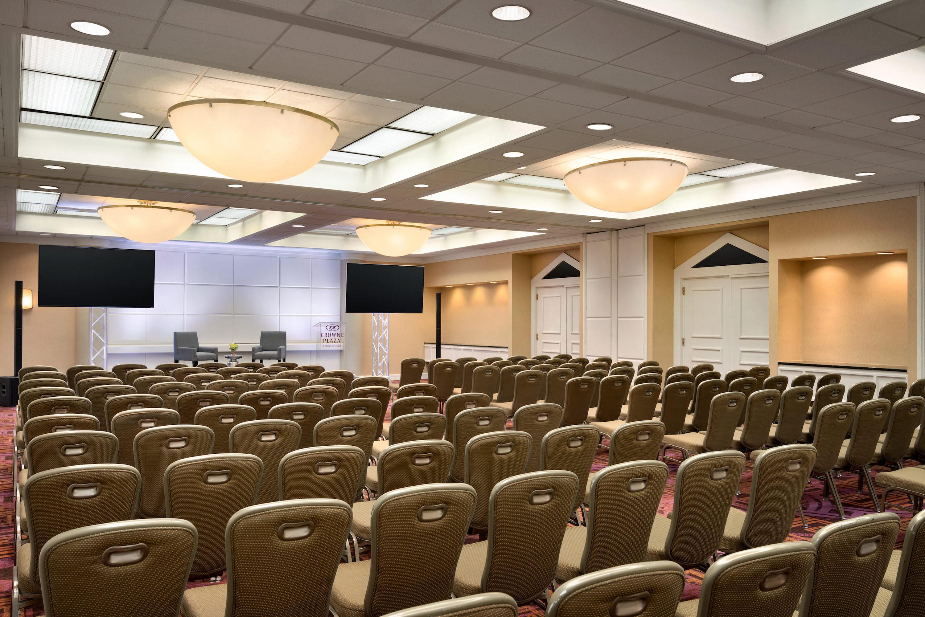 Crowne Plaza Englewood By Ihg Hotel Luaran gambar